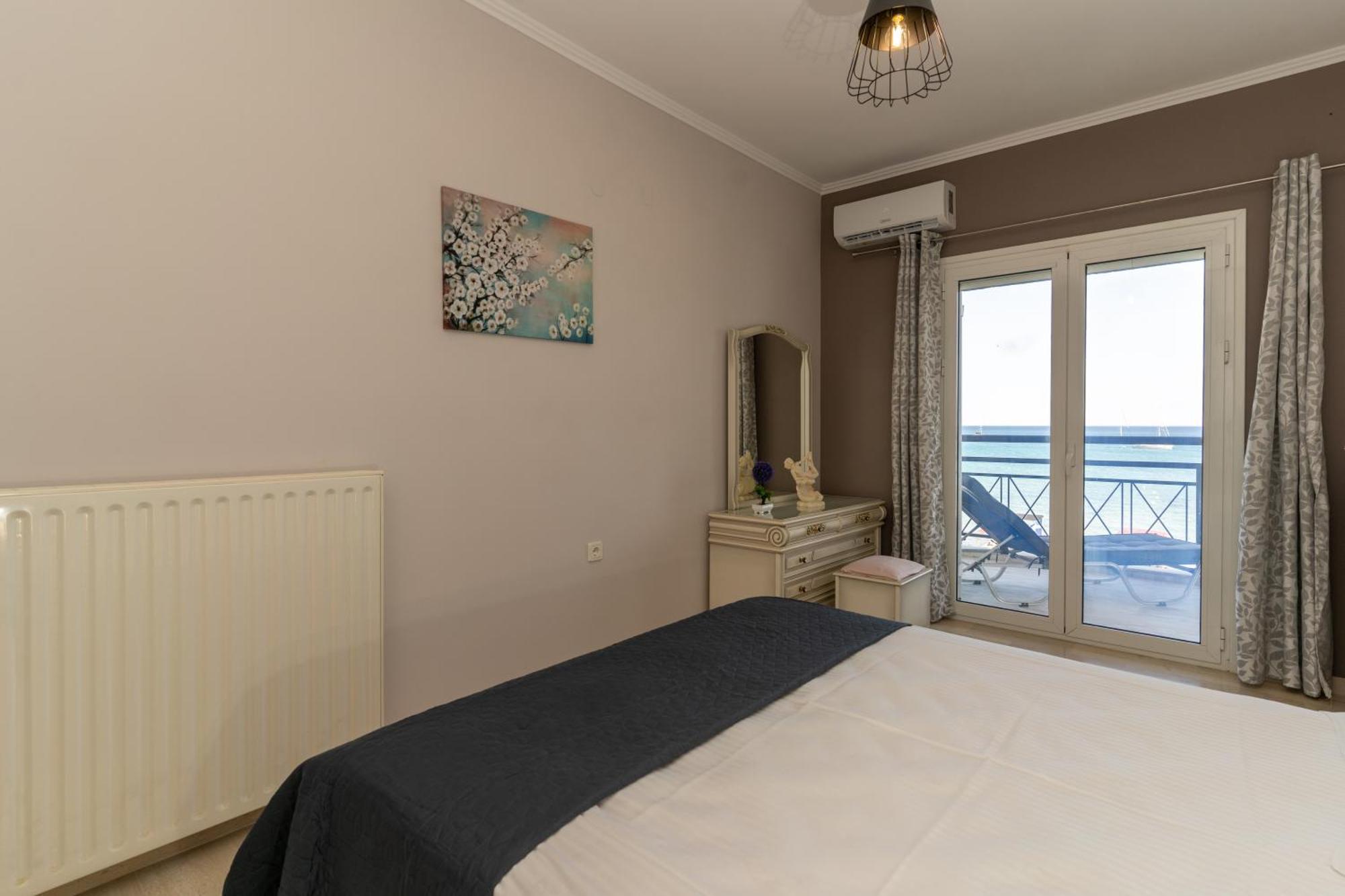 George Beachfront Apartments Lithakia  Habitación foto